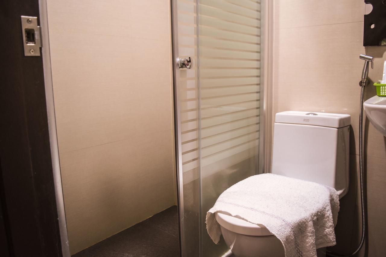 Zen Rooms Pryce Business Park ダバオ　シティ エクステリア 写真