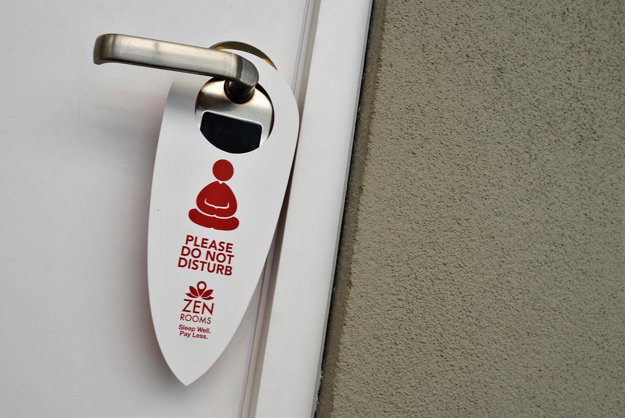 Zen Rooms Pryce Business Park ダバオ　シティ エクステリア 写真