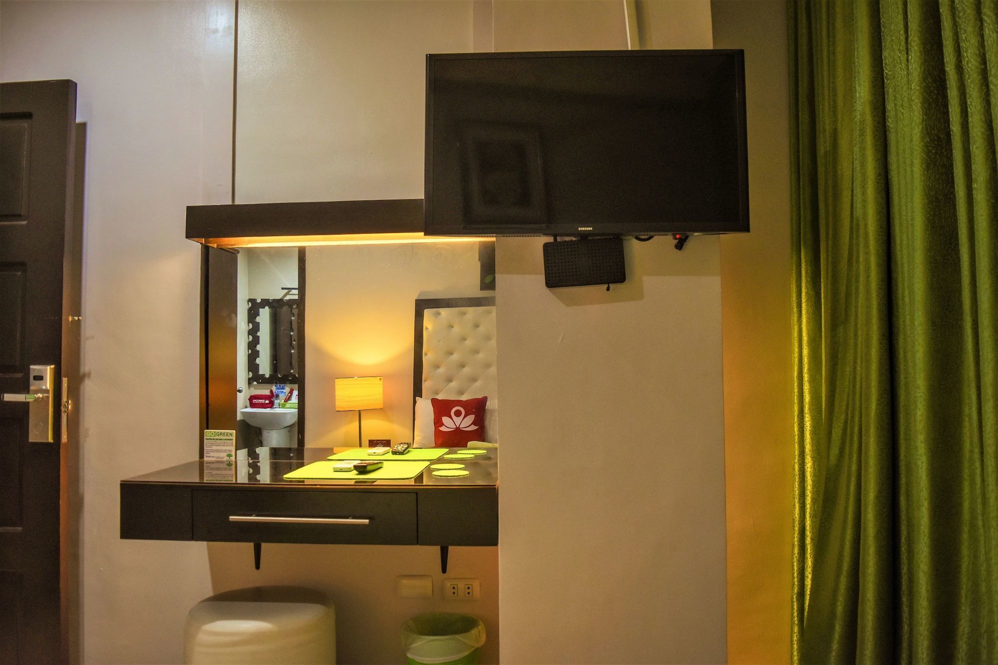 Zen Rooms Pryce Business Park ダバオ　シティ エクステリア 写真