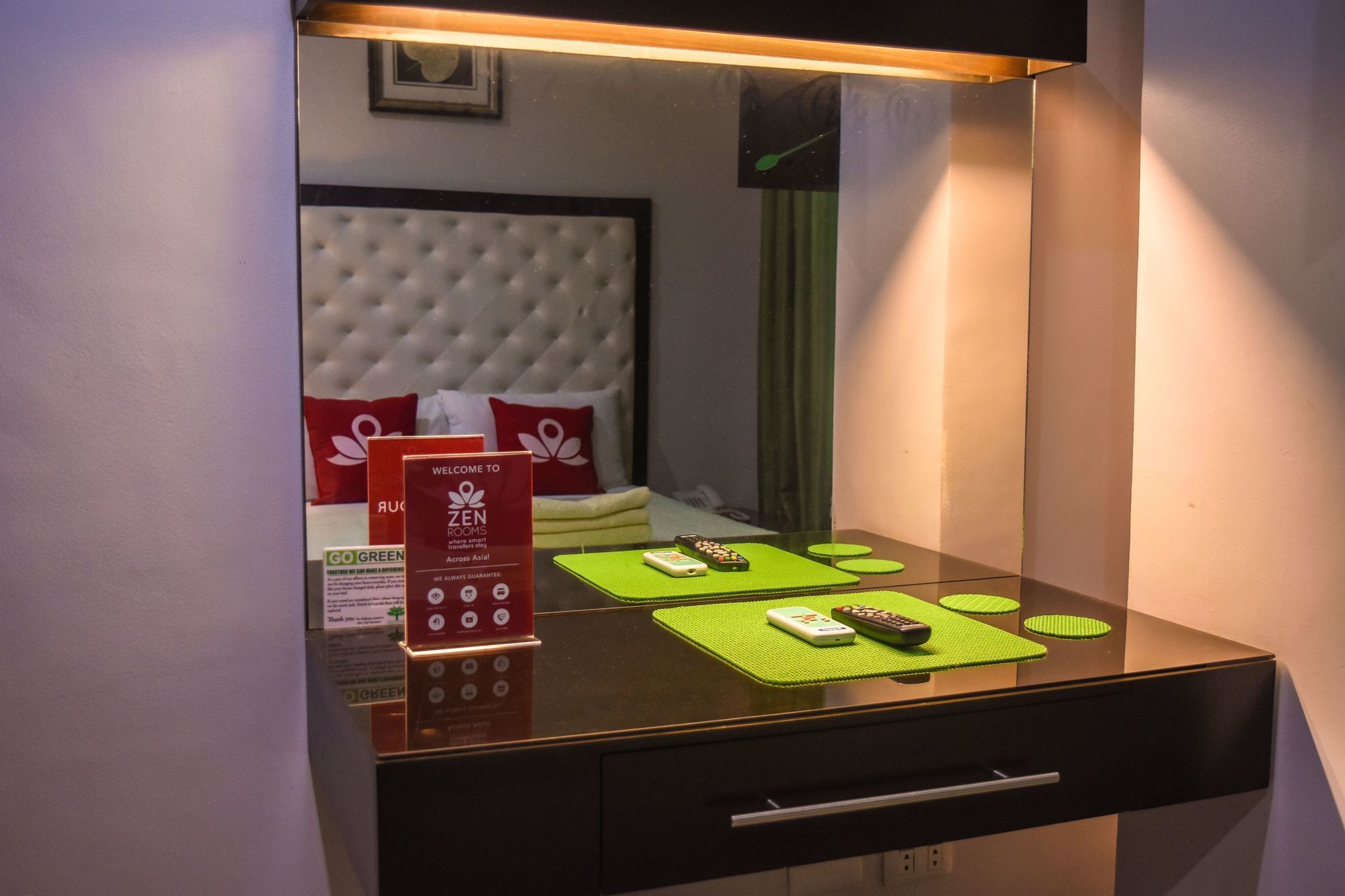 Zen Rooms Pryce Business Park ダバオ　シティ エクステリア 写真