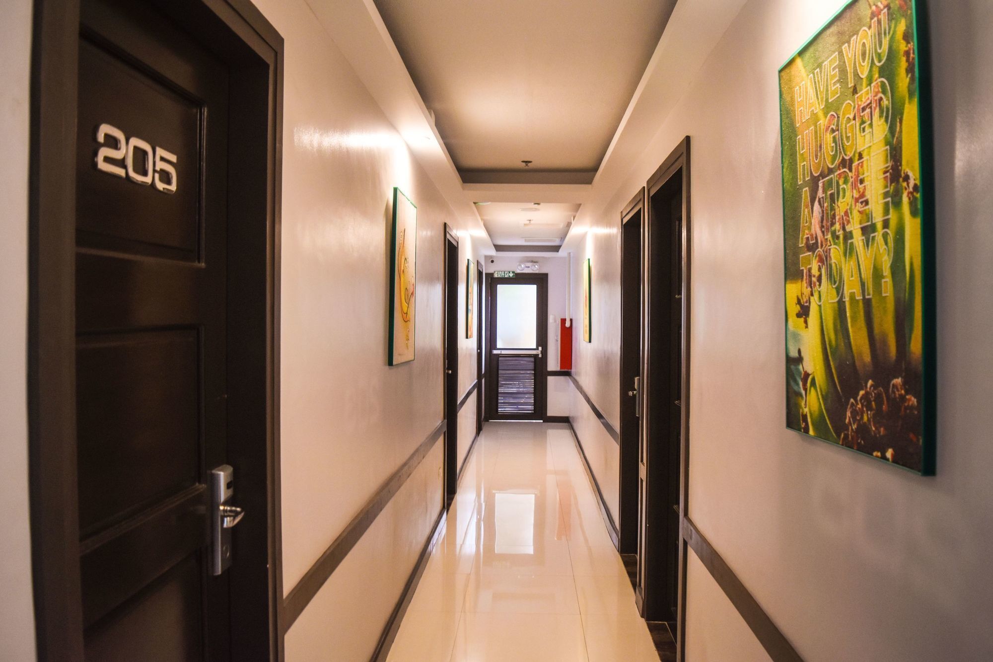 Zen Rooms Pryce Business Park ダバオ　シティ エクステリア 写真